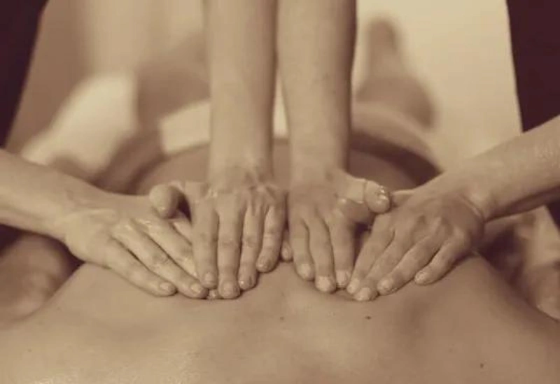 massage à quatre mains à l'Institut Belles du Sud à Carbonne