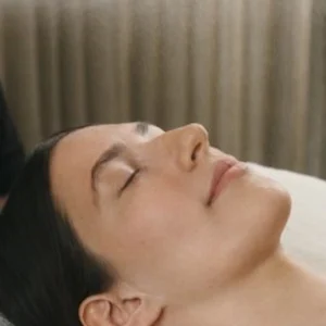 Soin Visage Liftant Dr Hauschka - 1h30